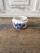Karstens Antik 
presents: 
Royal 
Copenhagen Blue 
Flower small 
vase no. 8617