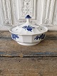 Karstens Antik 
presents: 
Royal 
Copenhagen Blue 
Flower dish no. 
8535