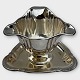 Moster Olga - 
Antik og Design 
presents: 
Gravy bowl
Silverplate
DKK 225