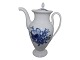 Antik K 
presents: 
Blue 
Flower 
Rare coffee 
pot from 
1820-1840