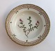 Lundin Antique 
presents: 
Royal 
Copenhagen. 
Flora Danica. 
Small deep 
serving plate. 
Model 3590. 
Diameter 14.5 
...