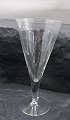Antikkram 
presents: 
Clausholm 
Danish 
glassware. Red 
wine glasses 
18.5cm