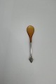 Danam Antik 
presents: 
Georg 
Jensen Sterling 
Silver 
'Acanthus' 
Mustard Spoon 
with horn No 
106