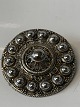 Antik Huset 
presents: 
Silver 
brooch with a 
beautiful 
pattern and 
many fine 
details.