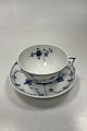 Danam Antik 
presents: 
Royal 
Copenhagen Blue 
Fluted Plain 
Tea Cup and 
Saucer No 315 
with inside 
painting