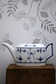 K&Co. presents: 
Rare Royal 
Copenhagen Blue 
Fluted Plain 
oval teapot 
without lid 
from before 
1923...