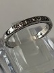 Antik Huset 
presents: 

Wedding 
ring in 14 
carat white 
gold with 
diamonds
Size 54