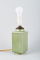 L'Art presents: 
Chinese 
lamp in ceramic 
with brass 
fitting.
Celadon glaze.