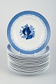 L'Art presents: 
15 plates, 
model number 
11/944. 
Aluminia, 
Tranquebar.