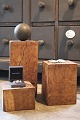 K&Co. presents: 
Old 
display / 
pedestals in 
solid oak with 
a really nice 
patina...