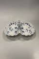 Danam Antik 
presents: 

Royal 
Copenhagen Blue 
Fluted Plain 
Cabaret Dish 
No. 395