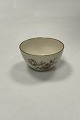 Danam Antik 
presents: 
Royal 
Copenhagen 
Frijsenborg 
Little Bowl No 
1678