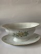 Antik Huset 
presents: 
Bing & 
Grondahl 
Klitrose, Sauce 
bowl.
Decoration 
number. 8