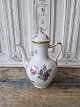 Karstens Antik 
presents: 
Royal 
Copenhagen Full 
Saxon Flower 
coffee pot no. 
1794