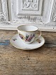 Karstens Antik 
presents: 
Royal 
Copenhagen Full 
Saxon Flower 
coffee cup no. 
187