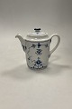 Danam Antik 
presents: 

Bing and 
Grondahl Blue 
Traditional 
Blue Fluted 
Coffee Pot with 
Logo No. 1051