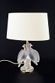 L'Art presents: 
Lalique, 
table lamp with 
pair of doves.