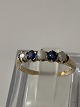Antik Huset 
presents: 
14 carat 
gold, Women's 
ring with blue 
stone and 
pearls.
Ring size 58.