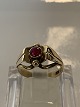 Antik Huset 
presents: 
14 karat 
gold, Ladies' 
ring with red 
stone.
Ring size 52.