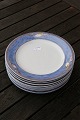 Antikkram 
presents: 

Magnolia 
Blue Danish 
porcelain, 
luncheon plates 
22cm. OFFERS 
for more.