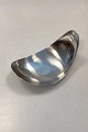 Danam Antik 
presents: 
Georg 
Jensen Bloom 
Leaf-shaped 
Bowl in 
stainless steel