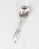 Osted Antik & 
Design 
presents: 
No. 16 
Caviar - 
Hammered - 
Genuine Silver 
- Evald Nielsen
