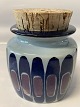 Antik Huset 
presents: 
Royal 
Copenhagen 
Tenera Jar with 
cork stopper.
Height 12 cm.