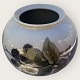 Moster Olga - 
Antik og Design 
presents: 
Royal 
Copenhagen
Blackberry 
vase
#288/ 42-B
*DKK 500