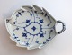 Lundin Antique 
presents: 
Royal 
Copenhagen. 
Blue Fluted, 
plain. Pickle 
dish. Model 
144. Length 23 
cm. (1 
quality).