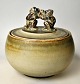 Pegasus – Kunst 
- Antik - 
Design 
presents: 
Kyhn, Knud 
(1880 - 1969) 
Denmark: Unique 
lidded jar. The 
Royal ...