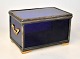 Pegasus – Kunst 
- Antik - 
Design 
presents: 
French 
jewelry box, 
circa 1900. In 
cobalt blue 
glass