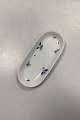Danam Antik 
presents: 
Royal 
Copenhagen Bleu 
Royal Oblong 
Dish No. 14024