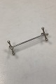 Danam Antik 
presents: 
Stainless 
steel knife 
holder
