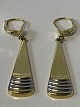 Antik Huset 
presents: 
Earrings 8 
carat red / 
white gold.
Length 4.6 cm.