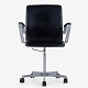 Roxy Klassik 
presents: 
Arne 
Jacobsen / 
Fritz Hansen.
'Oxford' 
office chair in 
steel with 
back, seat and 
...