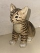 Reutemann Antik 
presents: 
Glaffey: 
Ceramic figure 
of kitten