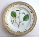Lundin Antique 
presents: 
Royal 
Copenhagen 
Flora Danica. 
Dinner plate. 
Design # 3549. 
Diameter 25 cm. 
(1 ...