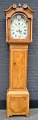 Pegasus – Kunst 
- Antik - 
Design 
presents: 

English 
long case 
clock, approx. 
1780. In oak 
case.