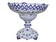 Antik K 
presents: 
Blue 
Fluted Full 
Lace
Large 
centerpiece 
with double 
lace border