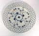 Lundin Antique 
presents: 
Royal 
Copenhagen. 
Blue Fluted 
Full Lace. Flat 
plate with 
open-work 
border. Model 
1098. ...