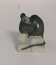 Lundin Antique 
presents: 
Royal 
Copenhagen. 
Porcelain 
figurine. 
Mouse. Model 
510. Height 4 
cm. (1 quality)
