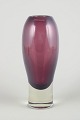 L'Art presents: 
Aimo 
Okkolin for 
Riihimäen Lasi
"Nimipäivä" 
artglass vase, 
1960s.