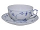 Antik K 
presents: 
Blue 
Fluted Plain
Extra large 
tea cup #75
