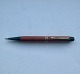 Reutemann Antik 
presents: 
Coral red 
Montblanc no. 
33 pencil
