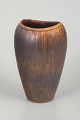 L'Art presents: Gunnar Nylund for RörstrandVase, mid-20th century.