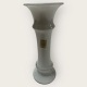 Moster Olga - 
Antik og Design 
presents: 
Holmegaard
MB vase
Opal white
*DKK 125