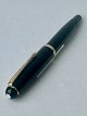 Reutemann Antik 
presents: 
Black 
Montblanc no. 
342 fountain 
pen