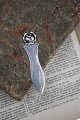 K&Co. presents: Old bookmark in silver, stamped 830s with floral motif.