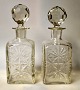 Pegasus – Kunst - Antik - Design presents: Pair of Whiskey crystal decanters, 20th century.
