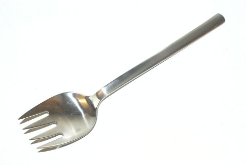 Serving fork of stainless steel.
Design: Bo Bonfils
Produced by Georg Jensen.
Length 24.5 cm.